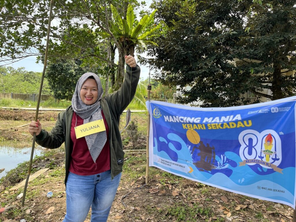Yuliana Juara 1
